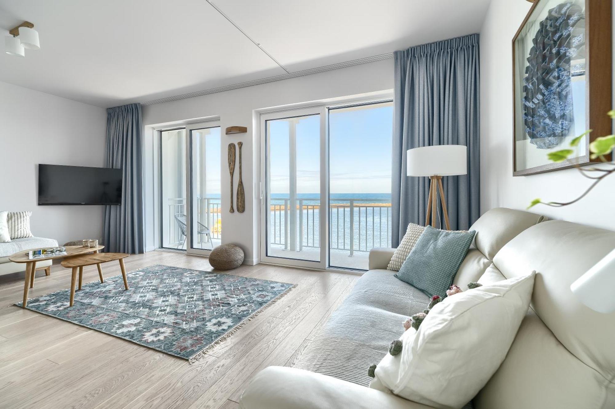 Apartamenty Marina Z Widokiem Na Morze Darlowko Esterno foto